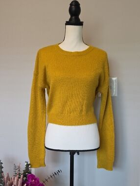 Forever 21 Mustard Yellow Cropped Crewneck Sweater
